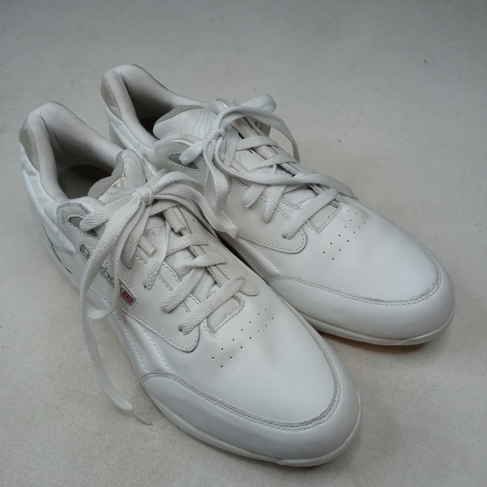 REEBOK Men's Classic Leather Walking Shoe  RA510 W